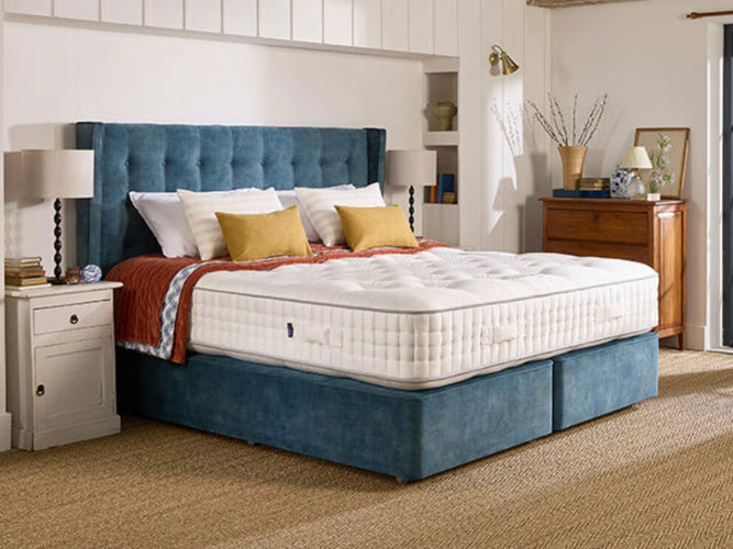 Harrison Spinks Emerald 16500 Divan