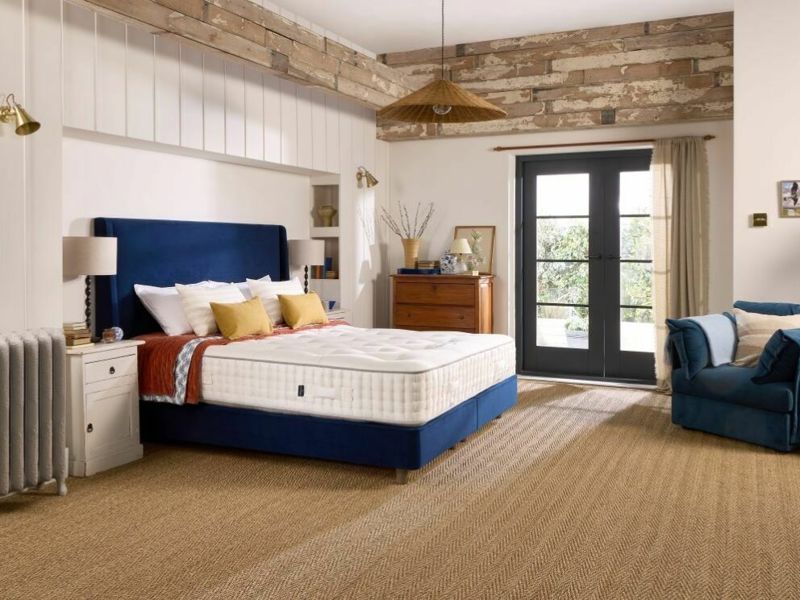 Harrison Spinks Sapphire 20000 Divan